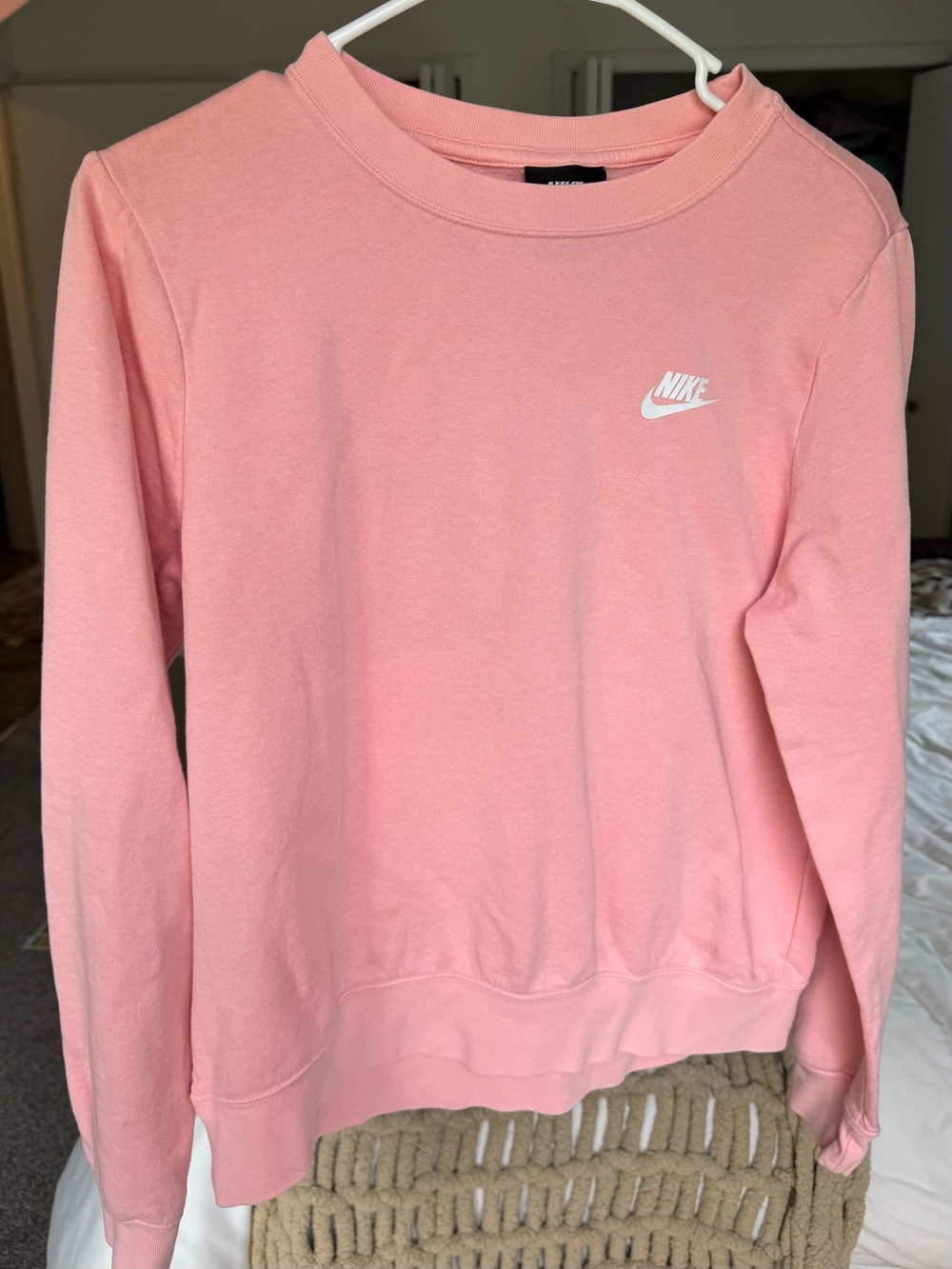 Women’s Nike Light Pink Crewneck